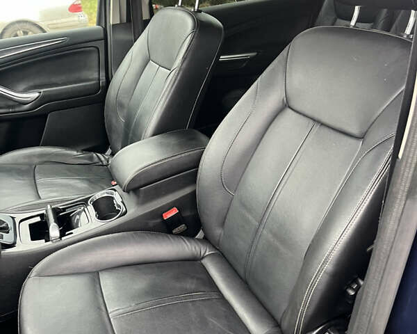 Синій Форд Галаксі, об'ємом двигуна 2 л та пробігом 276 тис. км за 9299 $, фото 5 на Automoto.ua