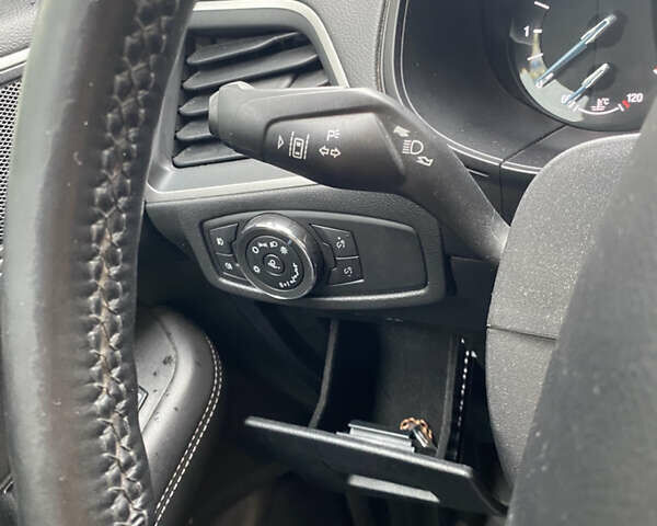 Синій Форд Галаксі, об'ємом двигуна 2 л та пробігом 293 тис. км за 16000 $, фото 15 на Automoto.ua