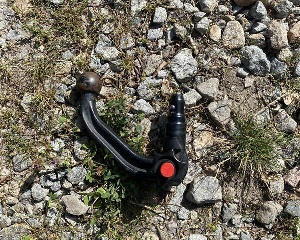 Синій Форд Галаксі, об'ємом двигуна 2 л та пробігом 293 тис. км за 16000 $, фото 39 на Automoto.ua