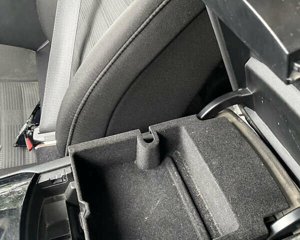 Синій Форд Галаксі, об'ємом двигуна 2 л та пробігом 293 тис. км за 16000 $, фото 18 на Automoto.ua