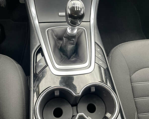 Синий Форд Галакси, объемом двигателя 1.5 л и пробегом 239 тыс. км за 10600 $, фото 55 на Automoto.ua