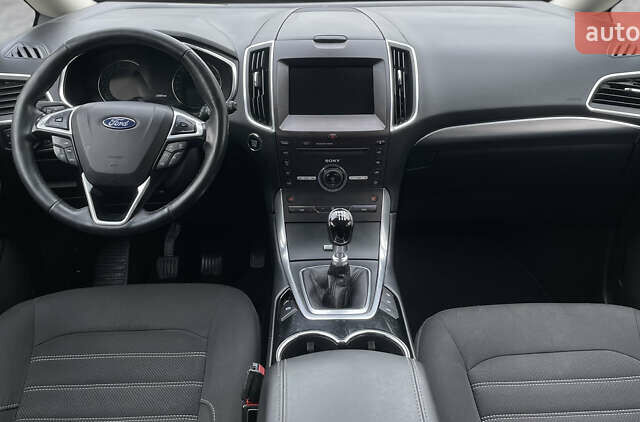 Синий Форд Галакси, объемом двигателя 1.5 л и пробегом 239 тыс. км за 10600 $, фото 23 на Automoto.ua