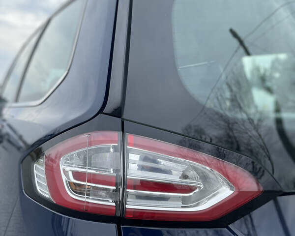 Синий Форд Галакси, объемом двигателя 1.5 л и пробегом 239 тыс. км за 10600 $, фото 12 на Automoto.ua