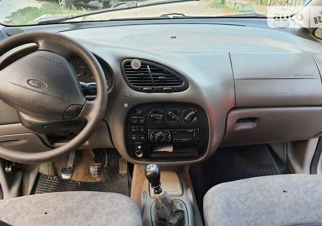 Зелений Форд Галаксі, об'ємом двигуна 2.8 л та пробігом 432 тис. км за 1700 $, фото 2 на Automoto.ua