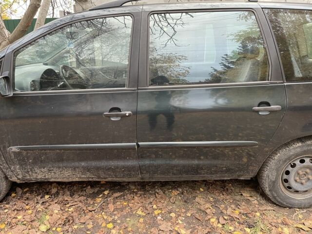 Форд Галакси 1996 в Вольнянске на Automoto.ua Зеленый Форд Галакси, объемом двигателя 0 л и пробегом 3 тыс. км за 650 $, фото 1 на Automoto.ua