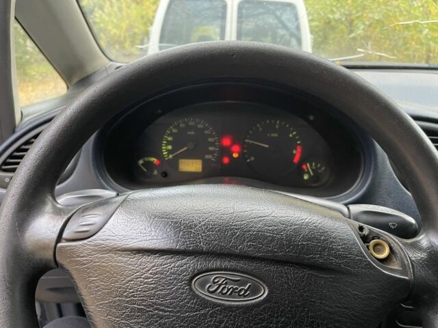 Форд Галакси 1996 в Вольнянске на Automoto.ua Зеленый Форд Галакси, объемом двигателя 0 л и пробегом 3 тыс. км за 650 $, фото 5 на Automoto.ua