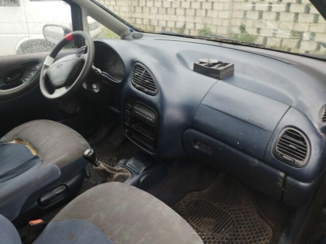 Форд Галаксі 1997 у Миколаїв на Automoto.ua Зелений Форд Галаксі, об'ємом двигуна 1.9 л та пробігом 230 тис. км за 1600 $, фото 21 на Automoto.ua