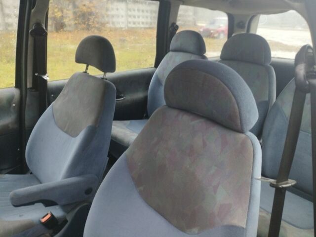 Форд Галаксі 1997 у Миколаїв на Automoto.ua Зелений Форд Галаксі, об'ємом двигуна 1.9 л та пробігом 230 тис. км за 1600 $, фото 18 на Automoto.ua