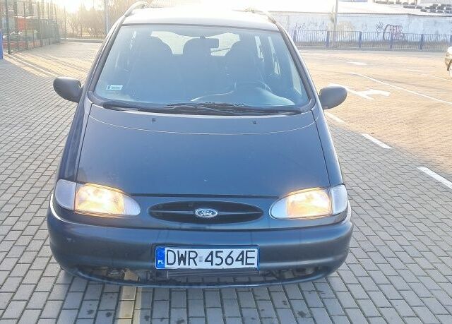 Зеленый Форд Галакси, объемом двигателя 1.9 л и пробегом 500 тыс. км за 1450 $, фото 1 на Automoto.ua