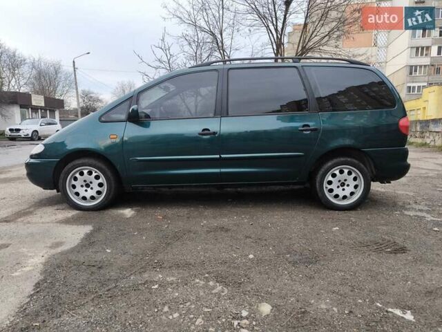Зеленый Форд Галакси, объемом двигателя 1.9 л и пробегом 480 тыс. км за 2950 $, фото 1 на Automoto.ua
