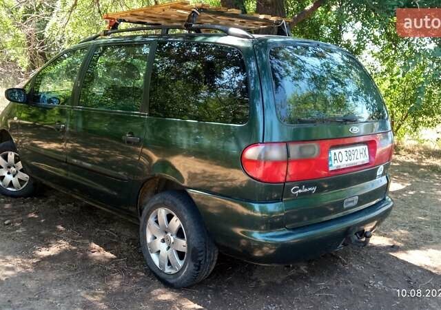 Зелений Форд Галаксі, об'ємом двигуна 2.3 л та пробігом 380 тис. км за 2800 $, фото 16 на Automoto.ua