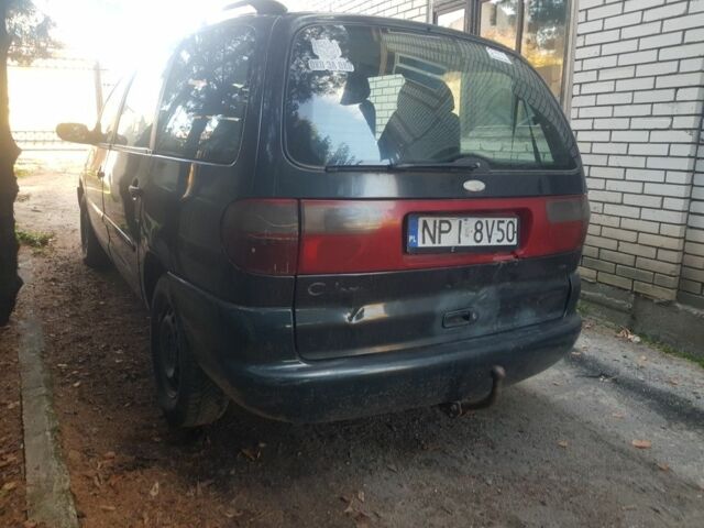 Зеленый Форд Галакси, объемом двигателя 2 л и пробегом 200 тыс. км за 1200 $, фото 3 на Automoto.ua