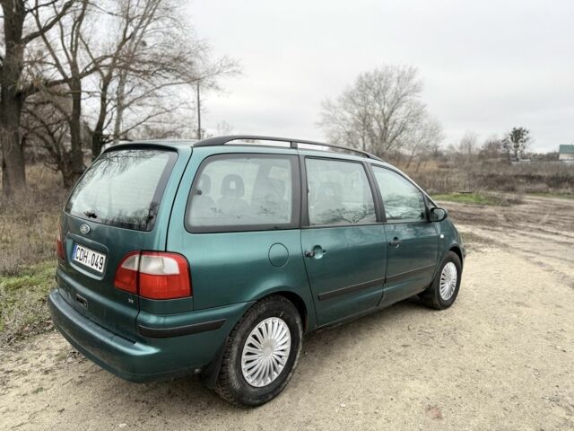 Зеленый Форд Галакси, объемом двигателя 2.3 л и пробегом 300 тыс. км за 1200 $, фото 3 на Automoto.ua