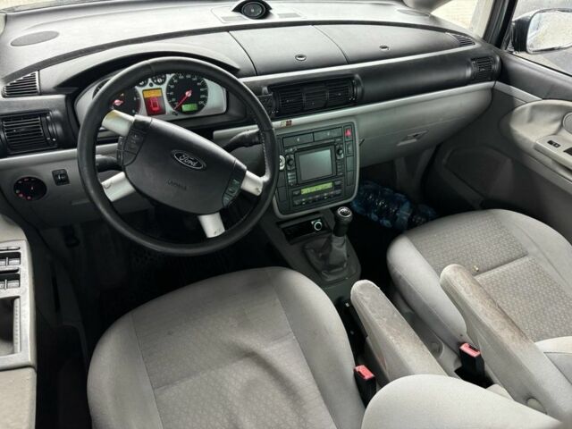 Зеленый Форд Галакси, объемом двигателя 1.9 л и пробегом 1 тыс. км за 2000 $, фото 2 на Automoto.ua