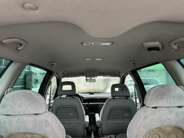 Зеленый Форд Галакси, объемом двигателя 1.9 л и пробегом 1 тыс. км за 2000 $, фото 6 на Automoto.ua