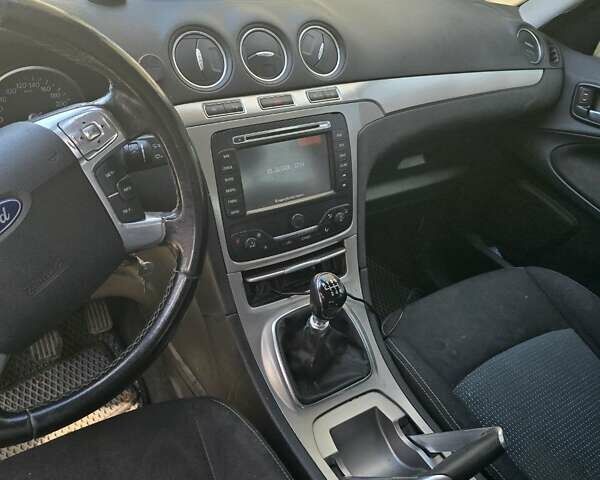 Зеленый Форд Галакси, объемом двигателя 1.56 л и пробегом 287 тыс. км за 9550 $, фото 8 на Automoto.ua