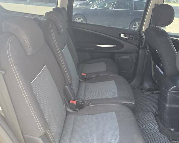 Зеленый Форд Галакси, объемом двигателя 1.56 л и пробегом 287 тыс. км за 9550 $, фото 16 на Automoto.ua