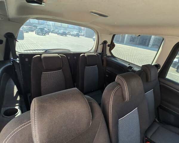 Зеленый Форд Галакси, объемом двигателя 1.56 л и пробегом 287 тыс. км за 9550 $, фото 25 на Automoto.ua