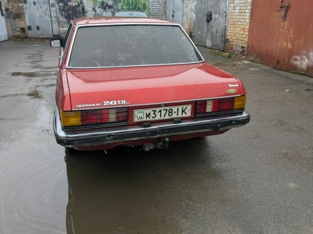 Красный Форд Гранада, объемом двигателя 2 л и пробегом 100 тыс. км за 750 $, фото 3 на Automoto.ua