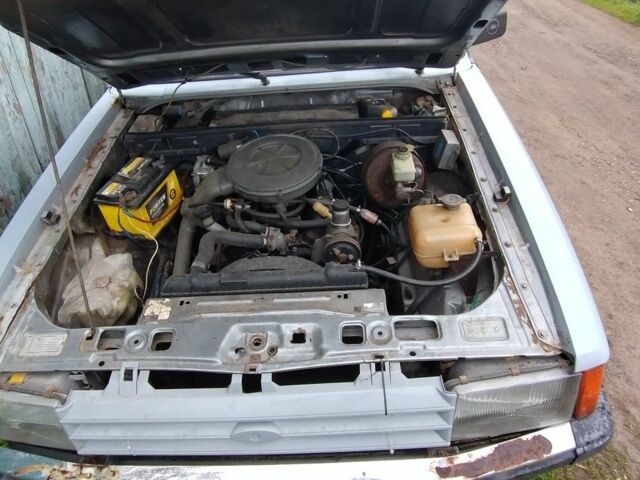 Форд Гранада 1983 в Киеве на Automoto.ua Серый Форд Гранада, объемом двигателя 2.3 л и пробегом 500 тыс. км за 594 $, фото 6 на Automoto.ua