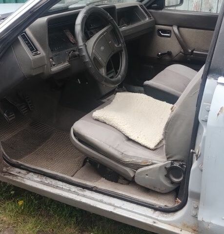 Форд Гранада 1983 в Киеве на Automoto.ua Серый Форд Гранада, объемом двигателя 2.3 л и пробегом 500 тыс. км за 594 $, фото 4 на Automoto.ua