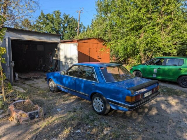 Форд Гранада 1982 в Кривом Роге на Automoto.ua Синий Форд Гранада, объемом двигателя 2.3 л и пробегом 300 тыс. км за 1100 $, фото 9 на Automoto.ua