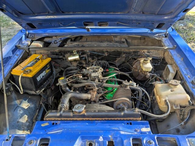 Форд Гранада 1982 в Кривом Роге на Automoto.ua Синий Форд Гранада, объемом двигателя 2.3 л и пробегом 300 тыс. км за 1100 $, фото 4 на Automoto.ua