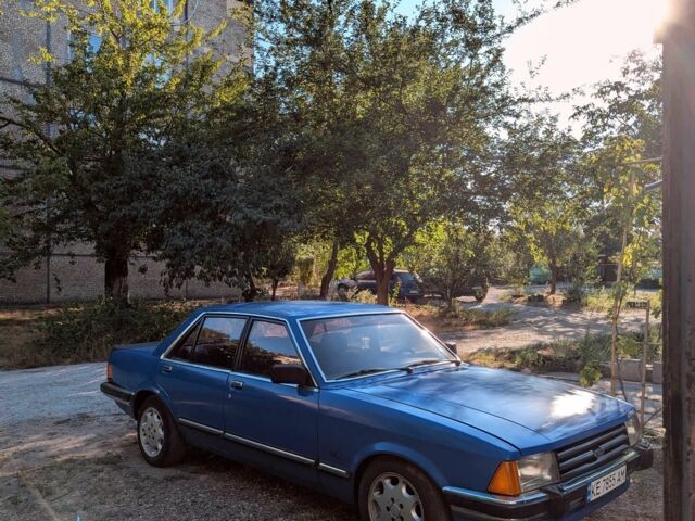 Форд Гранада 1982 в Кривом Роге на Automoto.ua Синий Форд Гранада, объемом двигателя 2.3 л и пробегом 300 тыс. км за 1100 $, фото 5 на Automoto.ua