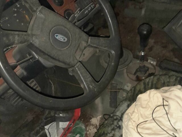 Зелений Форд Гранада, об'ємом двигуна 2 л та пробігом 500 тис. км за 98 $, фото 2 на Automoto.ua