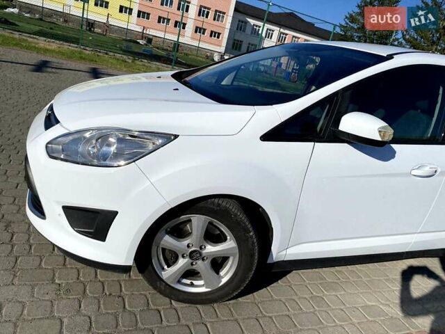 Білий Форд Гранд С-макс, об'ємом двигуна 1.6 л та пробігом 182 тис. км за 7400 $, фото 26 на Automoto.ua