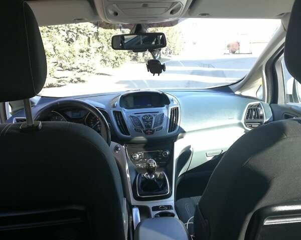 Белый Форд Гранд С-макс, объемом двигателя 1.6 л и пробегом 298 тыс. км за 8100 $, фото 7 на Automoto.ua