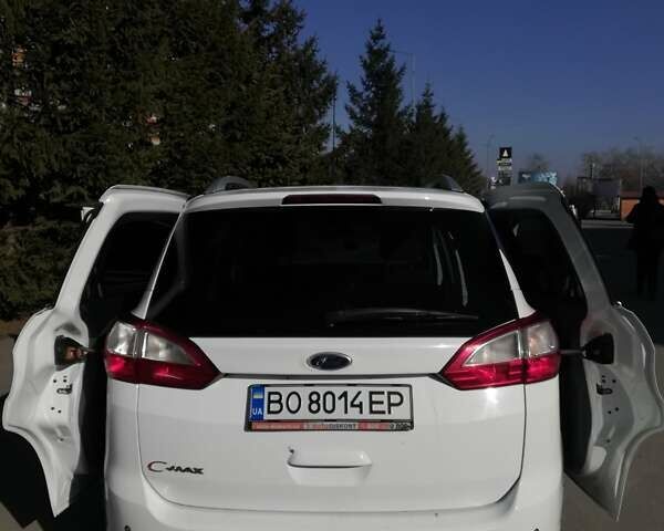 Белый Форд Гранд С-макс, объемом двигателя 1.6 л и пробегом 298 тыс. км за 8100 $, фото 6 на Automoto.ua