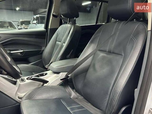 Білий Форд Гранд С-макс, об'ємом двигуна 2 л та пробігом 225 тис. км за 9500 $, фото 7 на Automoto.ua
