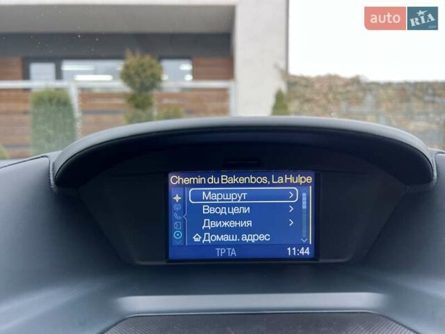 Білий Форд Гранд С-макс, об'ємом двигуна 1.6 л та пробігом 201 тис. км за 9950 $, фото 129 на Automoto.ua