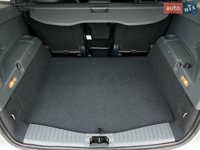 Білий Форд Гранд С-макс, об'ємом двигуна 1.6 л та пробігом 201 тис. км за 9950 $, фото 152 на Automoto.ua