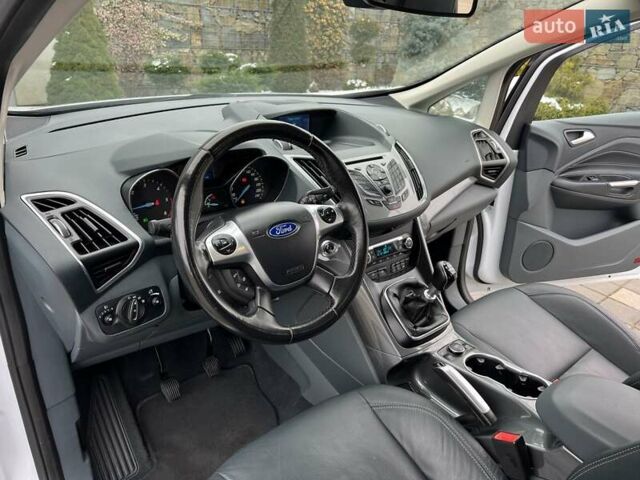 Білий Форд Гранд С-макс, об'ємом двигуна 1.6 л та пробігом 201 тис. км за 9950 $, фото 72 на Automoto.ua