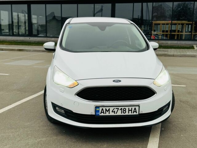 Белый Форд Гранд С-макс, объемом двигателя 1.5 л и пробегом 280 тыс. км за 9900 $, фото 1 на Automoto.ua