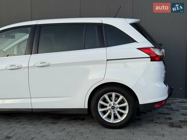 Белый Форд Гранд С-макс, объемом двигателя 1.5 л и пробегом 213 тыс. км за 10500 $, фото 11 на Automoto.ua