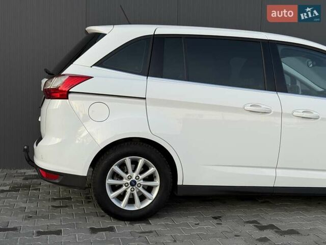 Белый Форд Гранд С-макс, объемом двигателя 1.5 л и пробегом 213 тыс. км за 10500 $, фото 7 на Automoto.ua