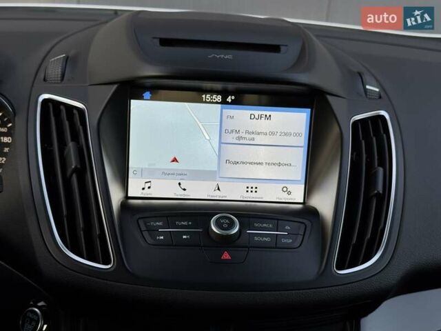 Белый Форд Гранд С-макс, объемом двигателя 1.5 л и пробегом 213 тыс. км за 10500 $, фото 29 на Automoto.ua