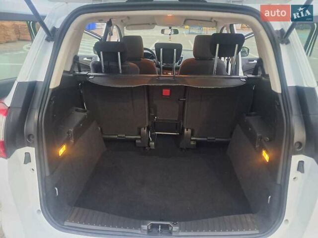 Белый Форд Гранд С-макс, объемом двигателя 1.5 л и пробегом 170 тыс. км за 9500 $, фото 9 на Automoto.ua