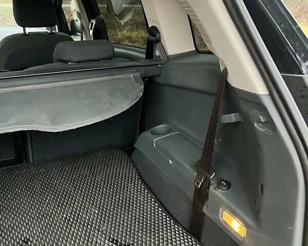 Черный Форд Гранд С-макс, объемом двигателя 1.56 л и пробегом 215 тыс. км за 7000 $, фото 17 на Automoto.ua