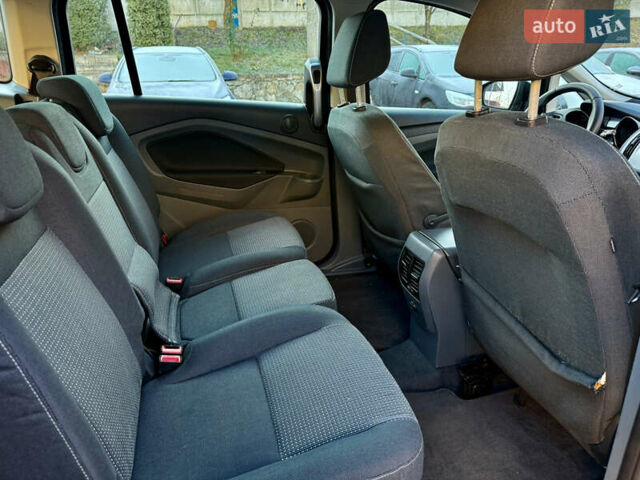 Черный Форд Гранд С-макс, объемом двигателя 1.6 л и пробегом 188 тыс. км за 7499 $, фото 19 на Automoto.ua