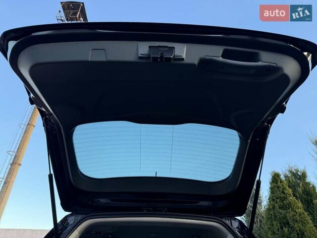 Чорний Форд Гранд С-макс, об'ємом двигуна 1.6 л та пробігом 201 тис. км за 8350 $, фото 176 на Automoto.ua