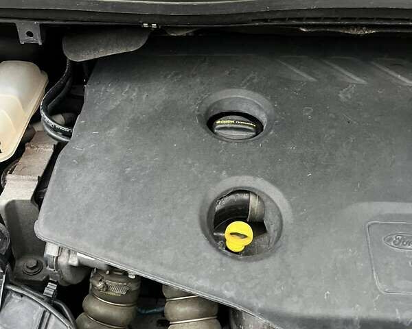 Черный Форд Гранд С-макс, объемом двигателя 1.56 л и пробегом 215 тыс. км за 7000 $, фото 41 на Automoto.ua