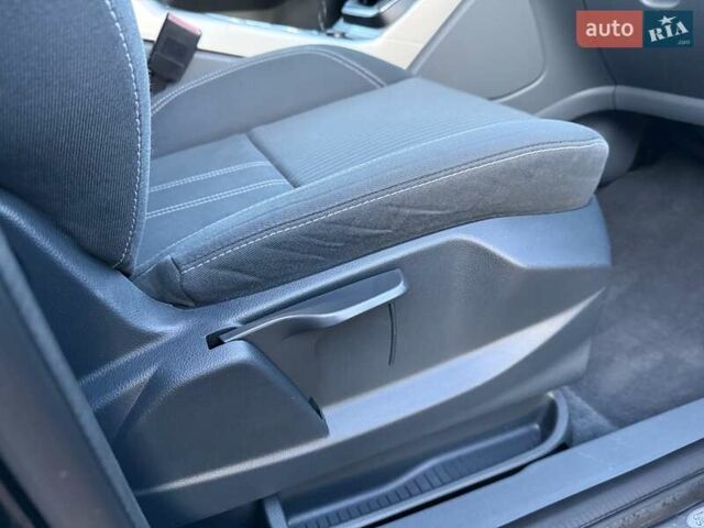 Чорний Форд Гранд С-макс, об'ємом двигуна 1.6 л та пробігом 201 тис. км за 8350 $, фото 142 на Automoto.ua