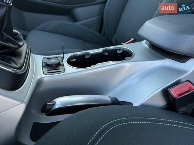 Чорний Форд Гранд С-макс, об'ємом двигуна 1.6 л та пробігом 201 тис. км за 8350 $, фото 119 на Automoto.ua