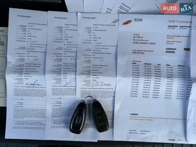 Чорний Форд Гранд С-макс, об'ємом двигуна 1.6 л та пробігом 201 тис. км за 8350 $, фото 5 на Automoto.ua