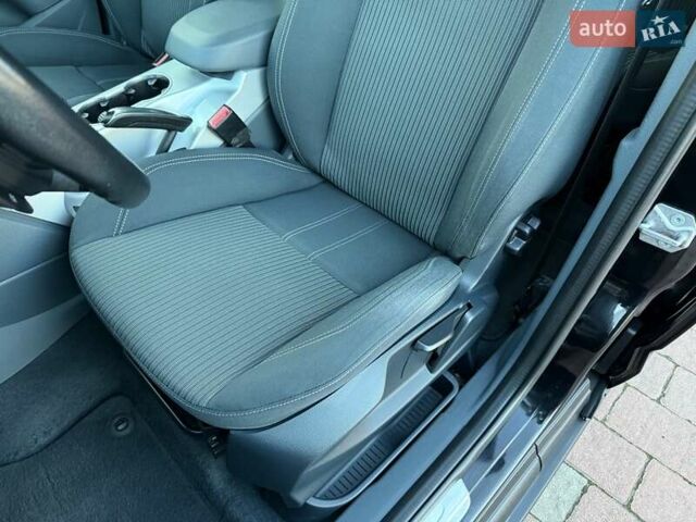 Чорний Форд Гранд С-макс, об'ємом двигуна 1.6 л та пробігом 201 тис. км за 8350 $, фото 101 на Automoto.ua