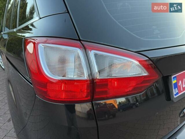 Чорний Форд Гранд С-макс, об'ємом двигуна 1.6 л та пробігом 201 тис. км за 8350 $, фото 68 на Automoto.ua